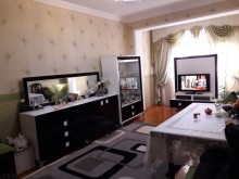 Satılır Köhnə Tikili, Sabunçu.r, Bakıxanov-6
