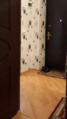 Satılır Köhnə Tikili, Sabunçu.r, Bakıxanov-9