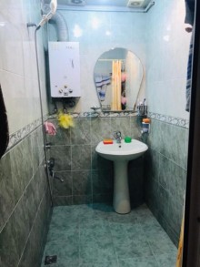 Satılır Köhnə Tikili, Sabunçu.r, Bakıxanov-5