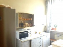 Satılır Köhnə Tikili, Sabunçu.r, Bakıxanov-4