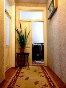 Satılır Köhnə Tikili, Sabunçu.r, Bakıxanov-6