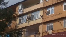 Satılır Köhnə Tikili, Binəqədi.r, 8-ci mikrorayon, Azadlıq.m-1