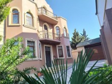 Satılır Villa, Nizami.r-10