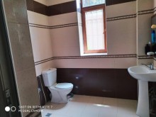 Satılır Villa, Nizami.r-18