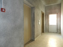Satılır Yeni Tikili, Binəqədi.r, 7-ci mikrorayon-3