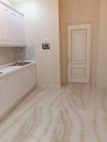 Satılır Yeni Tikili, Yasamal.r, Yasamal, Elmlər Akademiyası.m-18