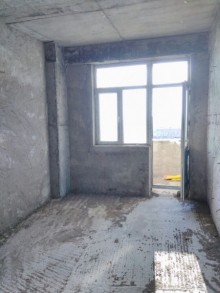 Satılır Yeni Tikili, Nizami.r, Xalqlar Dostluğu m..m-8