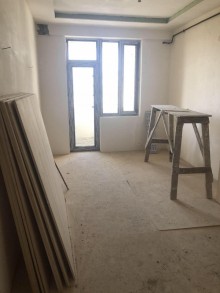 Satılır Yeni Tikili, Yasamal.r, İnşaatçılar.m-17