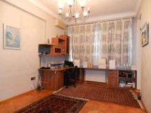 Satılır Yeni Tikili, Səbail.r, İçərişəhər.m-3