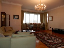 Satılır Yeni Tikili, Səbail.r, İçərişəhər.m-5