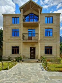Satılır Həyət evi, Qəbələ.ş-2