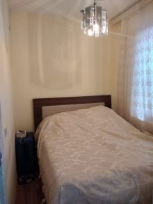 Satılır Köhnə Tikili, Nəsimi.r, 3-cü mikrorayon, Memar Əcəmi.m-4