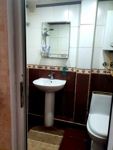 Satılır Köhnə Tikili, Sabunçu.r, Bakıxanov-4
