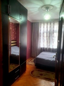 Satılır Köhnə Tikili, Sabunçu.r, Bakıxanov-7