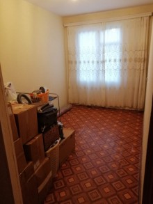 Satılır Köhnə Tikili, Nəsimi.r, 3-cü mikrorayon, Memar Əcəmi.m-4