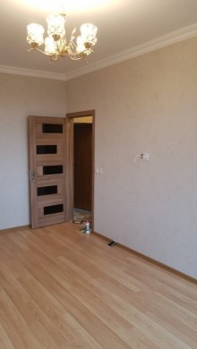 Satılır Köhnə Tikili, Nəsimi.r, 3-cü mikrorayon, Memar Əcəmi.m-2