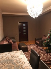 Satılır Yeni Tikili, Xətai.r, H.Aslanov, Həzi Aslanov.m-17