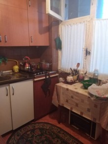 Satılır Köhnə Tikili, Nəsimi.r, 3-cü mikrorayon, Memar Əcəmi.m-3