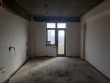 Satılır Yeni Tikili, Yasamal.r, İnşaatçılar.m-18