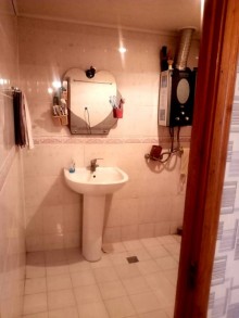 Satılır Köhnə Tikili, Sabunçu.r, Bakıxanov-6