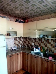 Satılır Köhnə Tikili, Sabunçu.r, Bakıxanov-7