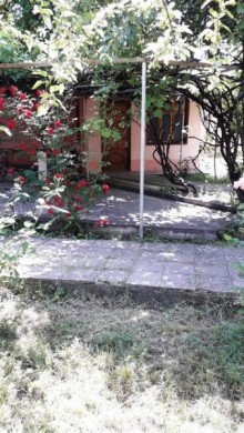 Satılır Həyət evi, Qəbələ.ş-3