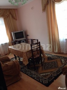Satılır Köhnə Tikili, Nəsimi.r, 3-cü mikrorayon, Memar Əcəmi.m-4