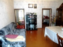 Satılır Həyət evi, Yasamal.r-18
