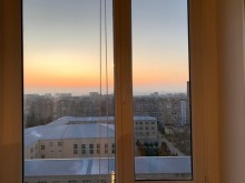 Satılır Köhnə Tikili, Suraxanı.r, Yeni Günəşli, Xalqlar Dostluğu m..m-12