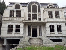 Satılır Həyət evi, Binəqədi.r, Rəsulzadə, Nəsimi.m-1