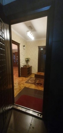 Satılır Köhnə Tikili, Nərimanov.r, Gənclik.m-2