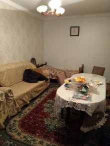Satılır Köhnə Tikili, Xətai.r, Əhmədli, Əhmədli.m-11
