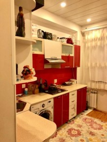 Satılır Yeni Tikili, Xətai.r, Əhmədli, Əhmədli.m-4