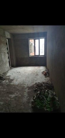 Satılır Yeni Tikili, Nəsimi.r, 28 May.m-12