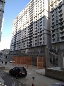 Satılır Yeni Tikili, Xətai.r, H.Aslanov, Həzi Aslanov.m-1