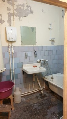 Satılır Köhnə Tikili, Binəqədi.r, 8-ci mikrorayon, Azadlıq.m-5