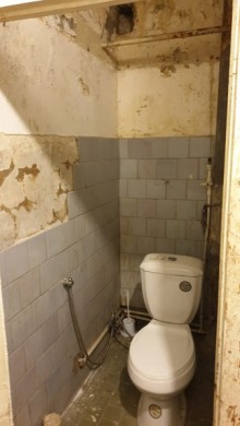 Satılır Köhnə Tikili, Binəqədi.r, 8-ci mikrorayon, Azadlıq.m-6