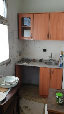 Satılır Köhnə Tikili, Binəqədi.r, 8-ci mikrorayon, Azadlıq.m-8