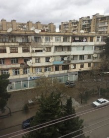 Satılır Köhnə Tikili, Sabunçu.r, Bakıxanov-6