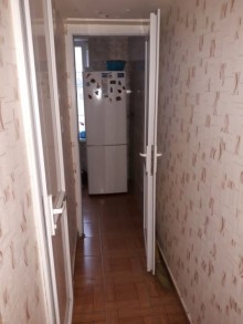 Satılır Köhnə Tikili, Yasamal.r, Yasamal, İnşaatçılar.m-9