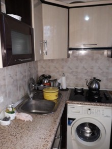 Satılır Köhnə Tikili, Yasamal.r, Yasamal, İnşaatçılar.m-11