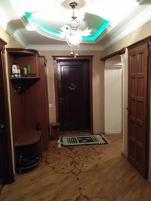 Satılır Köhnə Tikili, Sabunçu.r, Bakıxanov-8