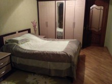 Satılır Köhnə Tikili, Sabunçu.r, Bakıxanov-15