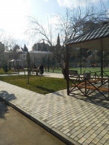 Satılır Köhnə Tikili, Xətai.r, Əhmədli, Əhmədli.m-5