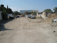 Satılır Torpaq, Yasamal.r-1