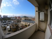 Satılır Yeni Tikili, Binəqədi.r, 9-cu mikrorayon, Memar Əcəmi.m-12