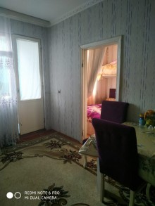 Satılır Köhnə Tikili, Nəsimi.r, 3-cü mikrorayon, Memar Əcəmi.m-6