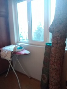 Satılır Köhnə Tikili, Binəqədi.r, 9-cu mikrorayon, Memar Əcəmi.m-6
