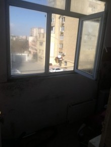 Satılır Köhnə Tikili, Nəsimi.r, 3-cü mikrorayon, Memar Əcəmi.m-6
