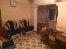 Satılır Köhnə Tikili, Binəqədi.r, 9-cu mikrorayon, Memar Əcəmi.m-8
